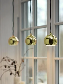 Hot Frandsen Petite suspension boule Ball Doré, haute brillance