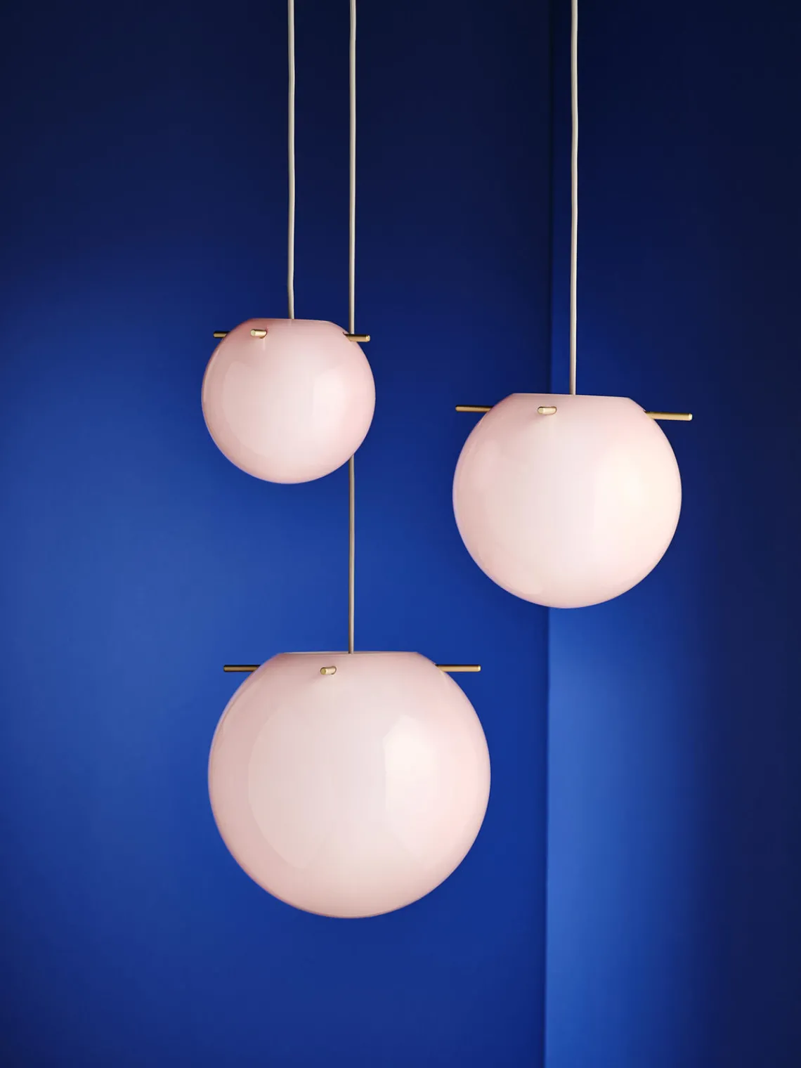 Clearance Frandsen Petite suspension boule Koi, tailles variées