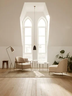 Best GUBI Petite suspension Gräshoppa Noir, mat