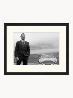 Discount Any Image Photographie encadrée Daniel Craig as James Bond