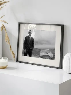 Discount Any Image Photographie encadrée Daniel Craig as James Bond