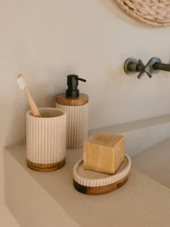 Sale ANDREA HOUSE Porte-brosses à dents Laura Beige clair, bois foncé