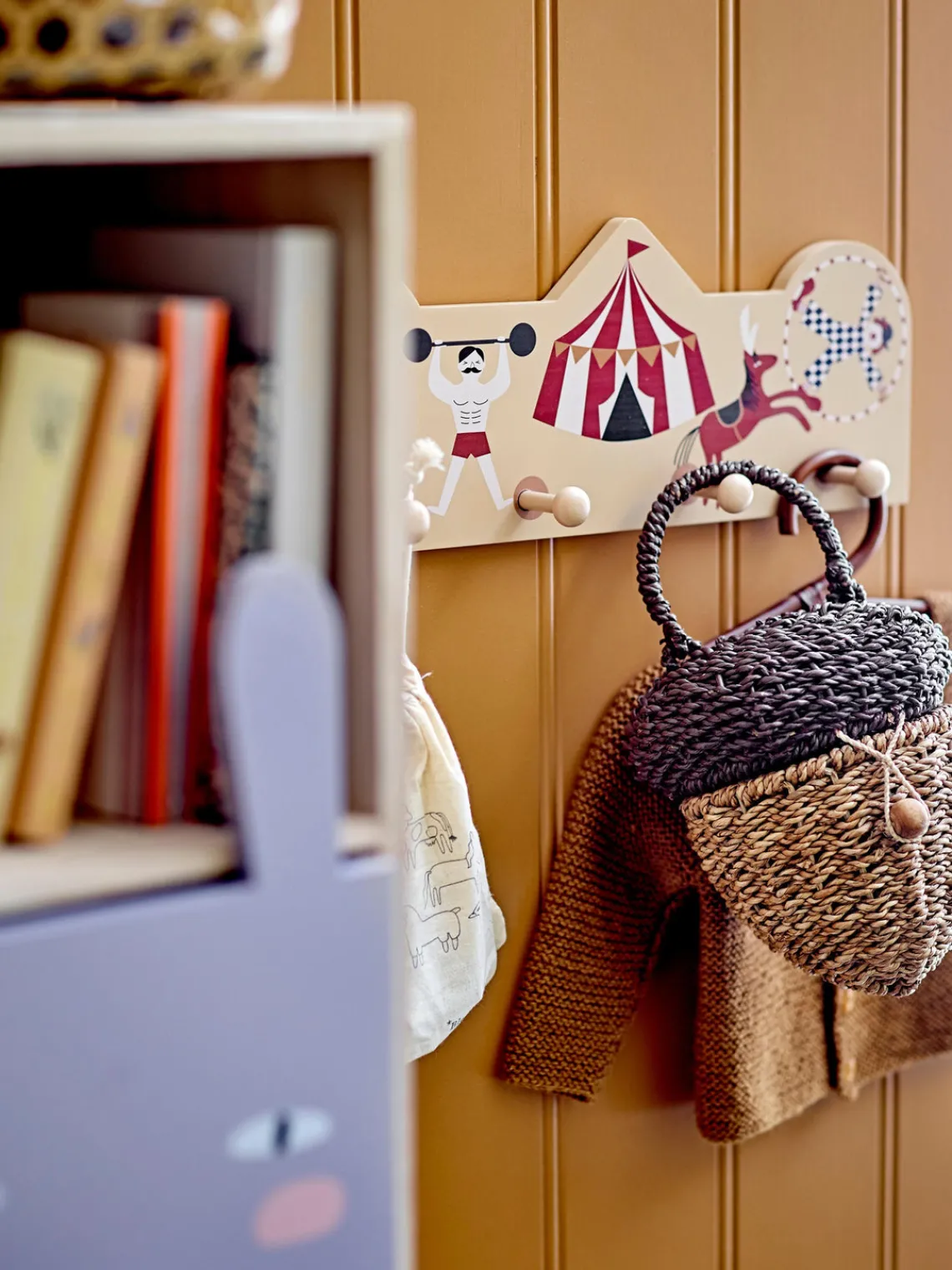 New Bloomingville Mini Porte-manteau en bois Miou