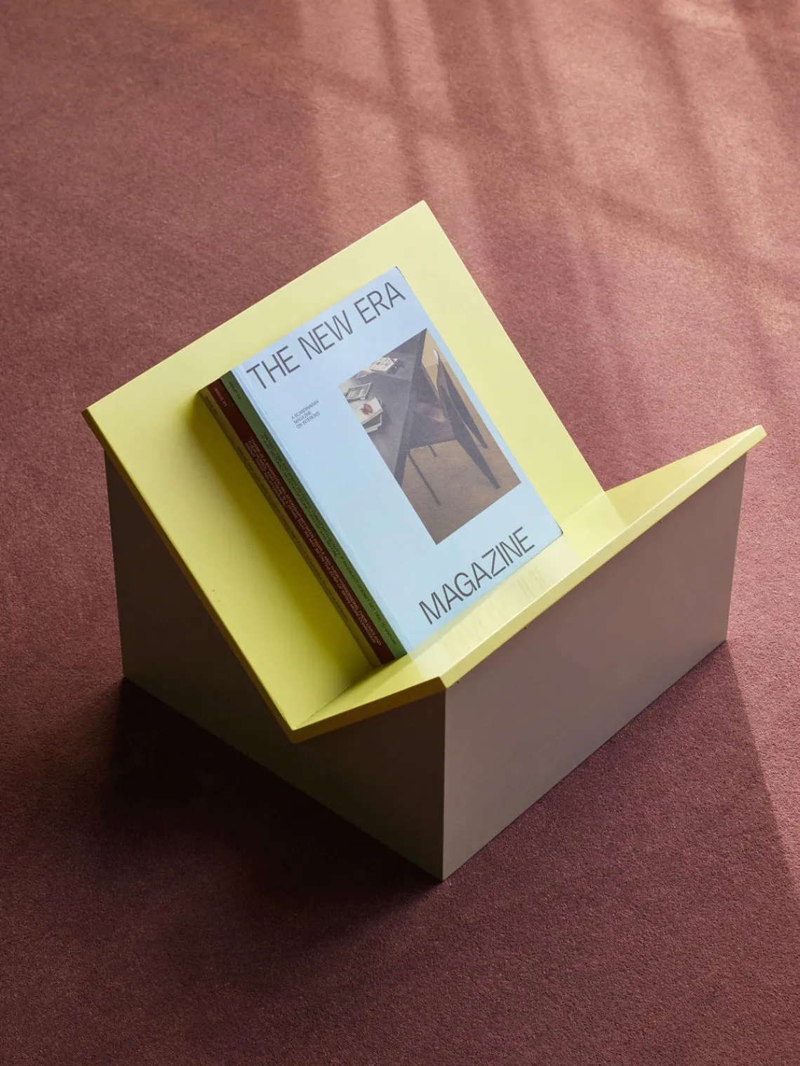 New Hübsch Porte-revues en frêne Tick