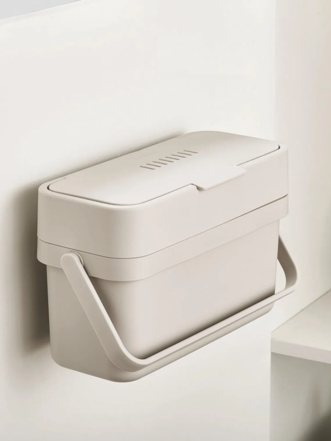 Outlet Joseph Joseph Poubelle pour déchets bio Compo, 4 L Gris clair