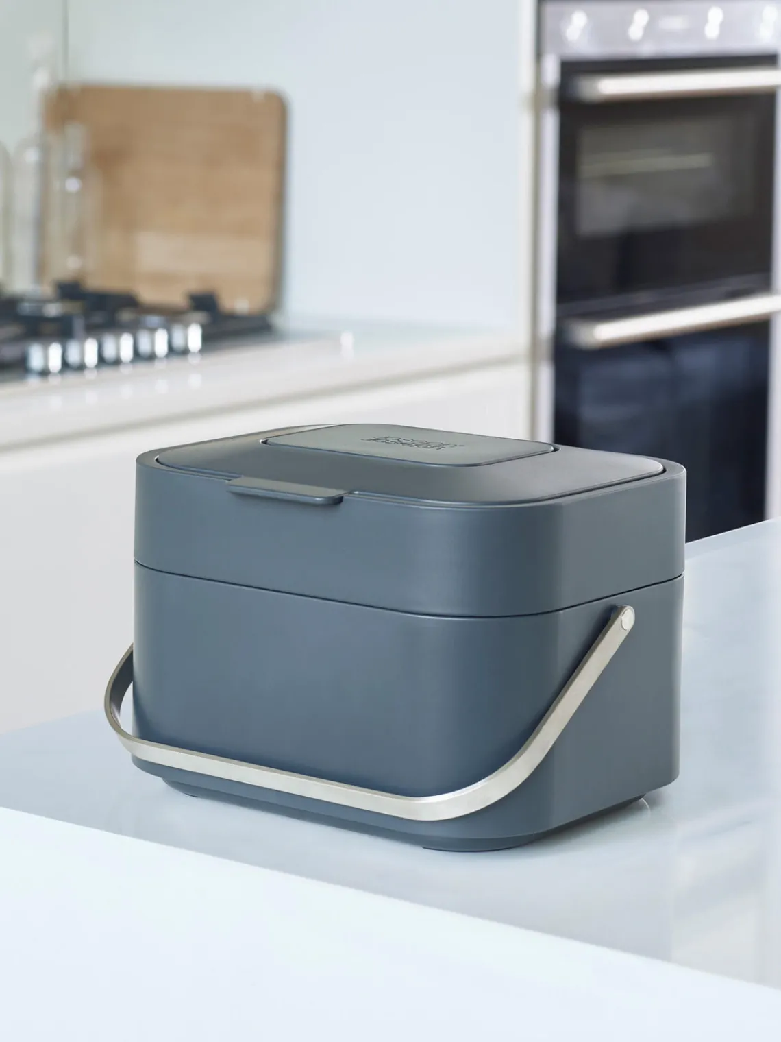 Outlet Joseph Joseph Poubelle pour déchets bio Stack, 4 L Gris-bleu