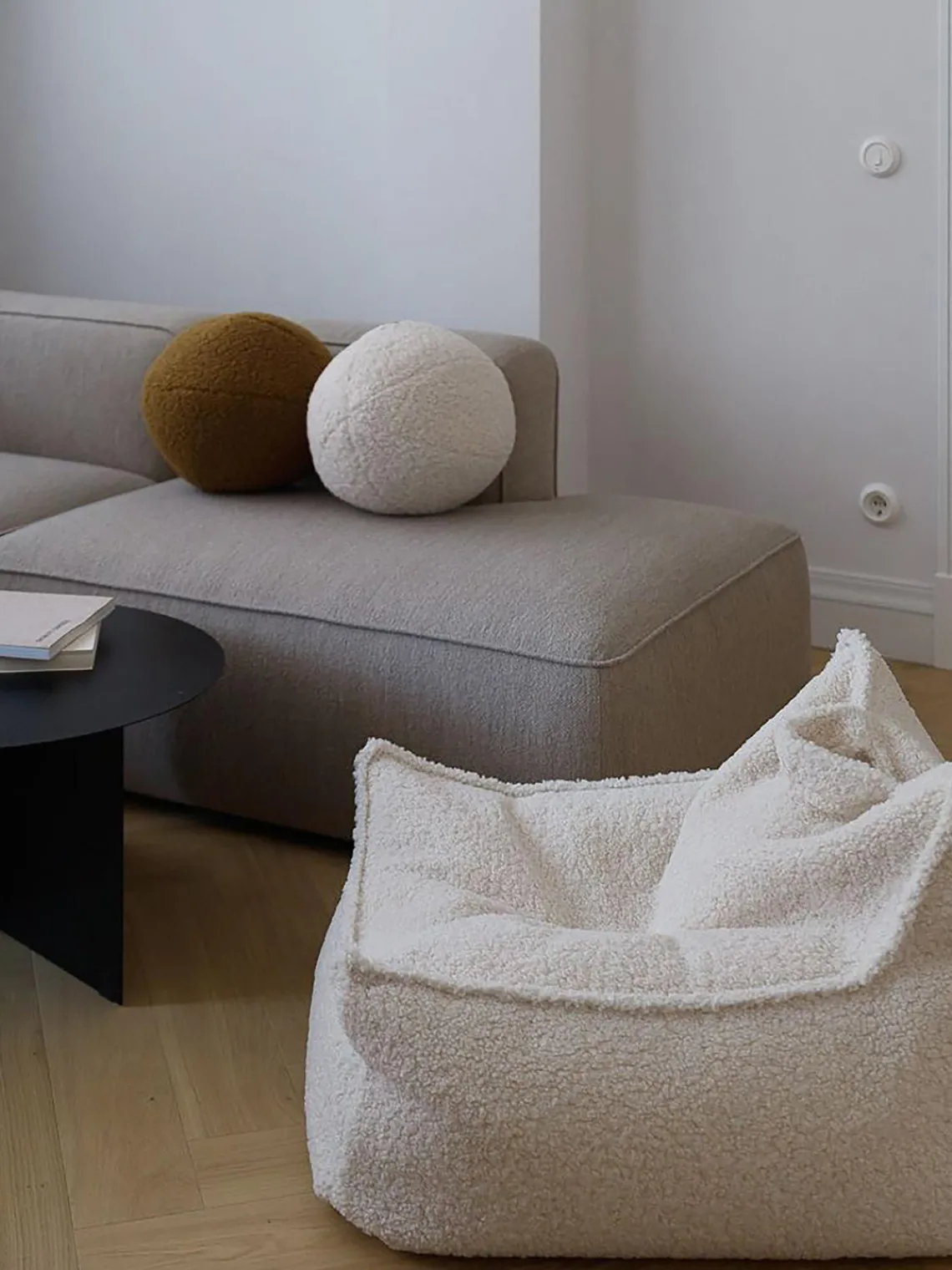 New Wigiwama Pouf en peluche pour enfant Sugar Peluche blanc cassé