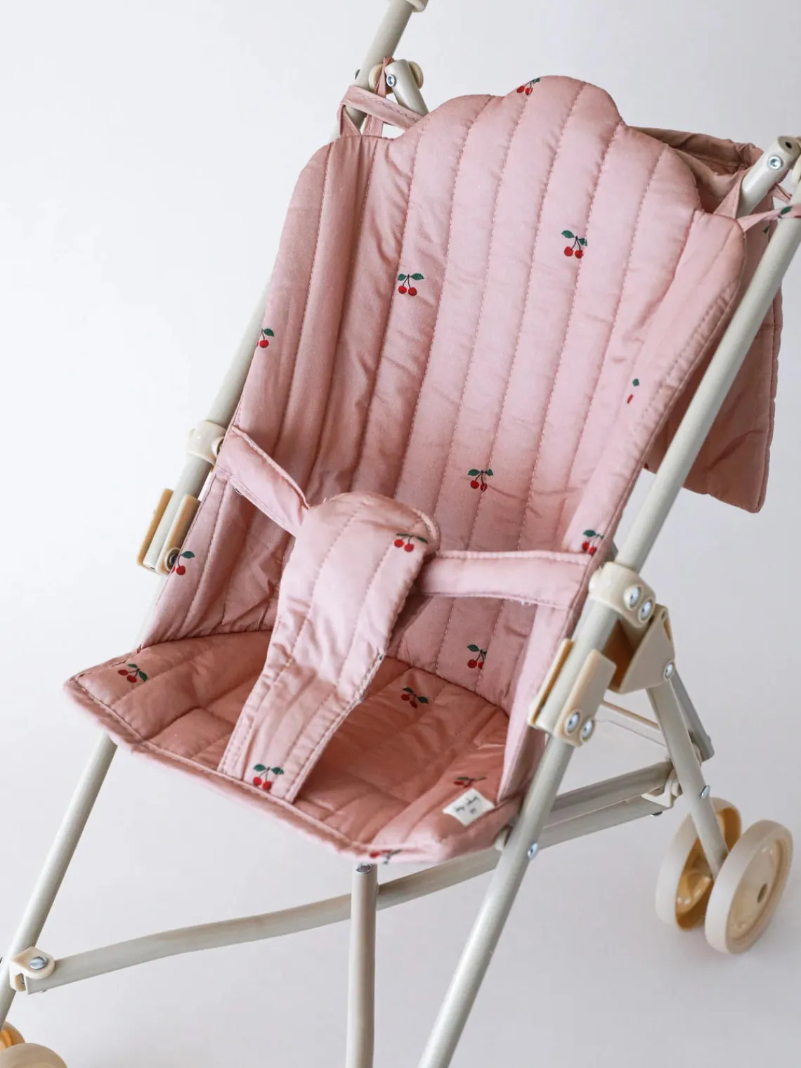 Online Konges Slojd Poussette de poupée Cherry Blush Motif cerise