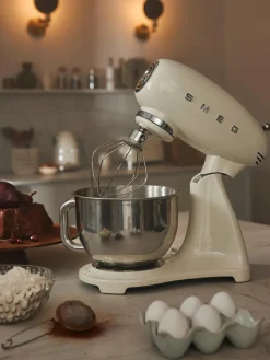 New Smeg Robot de cuisine 50's Style Blanc crème, haute brillance