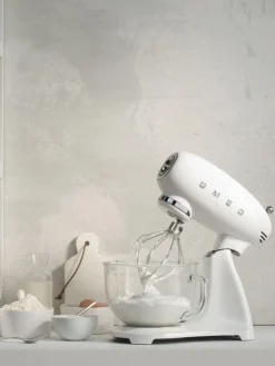 Sale Smeg Robot de cuisine 50's Style Blanc, haute brillance