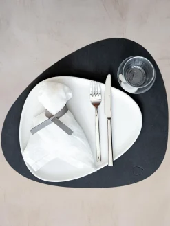 Fashion LIND DNA Sets de table asymétriques en cuir Curve, 4 pièces Noir