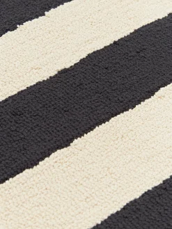 Hot Jotex Sets de table tuftés à la main Kio Stripe, 4 pièces Noir, blanc crème
