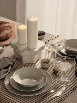 Hot Broste Copenhagen Socle décoratif artisanal Sonja, larg. 22 cm