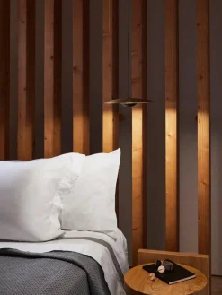 Fashion Marset Suspension LED à intensité variable Ginger, tailles variées Bois foncé, blanc cassé, noir