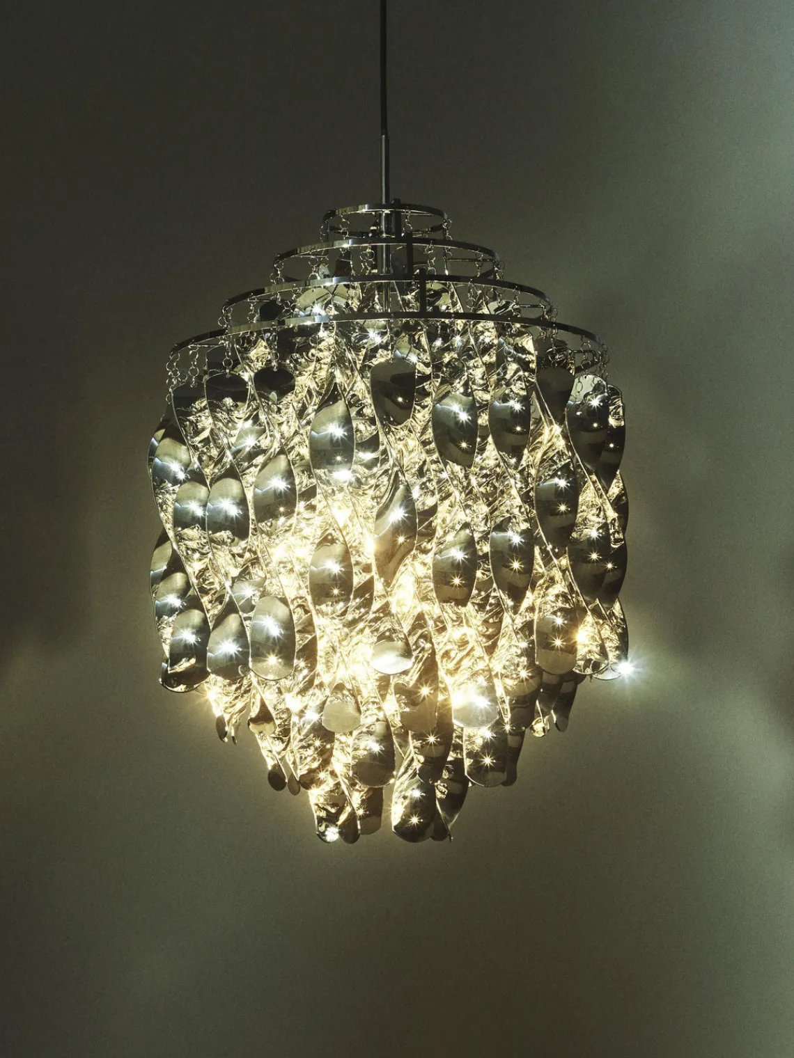 New Verpan Suspension Spiral SP01, design Verner Panton Argenté