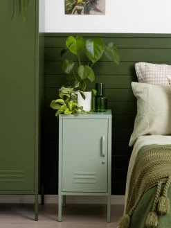 Discount Mustard Made Table de chevet en métal The Shorty Vert sauge
