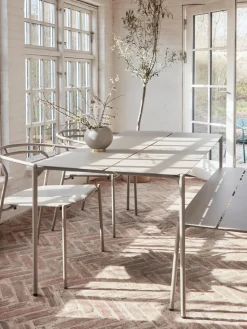 Fashion AYTM Table de jardin en métal Novo