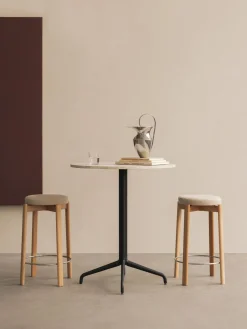 Discount Audo Copenhagen Tabouret en bouclette et chêne Passage Bouclette beige, bois de chêne, argenté