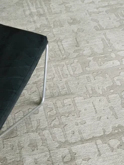 Discount Louis De Poortere Tapis avec surface texturée Perriers Beige clair