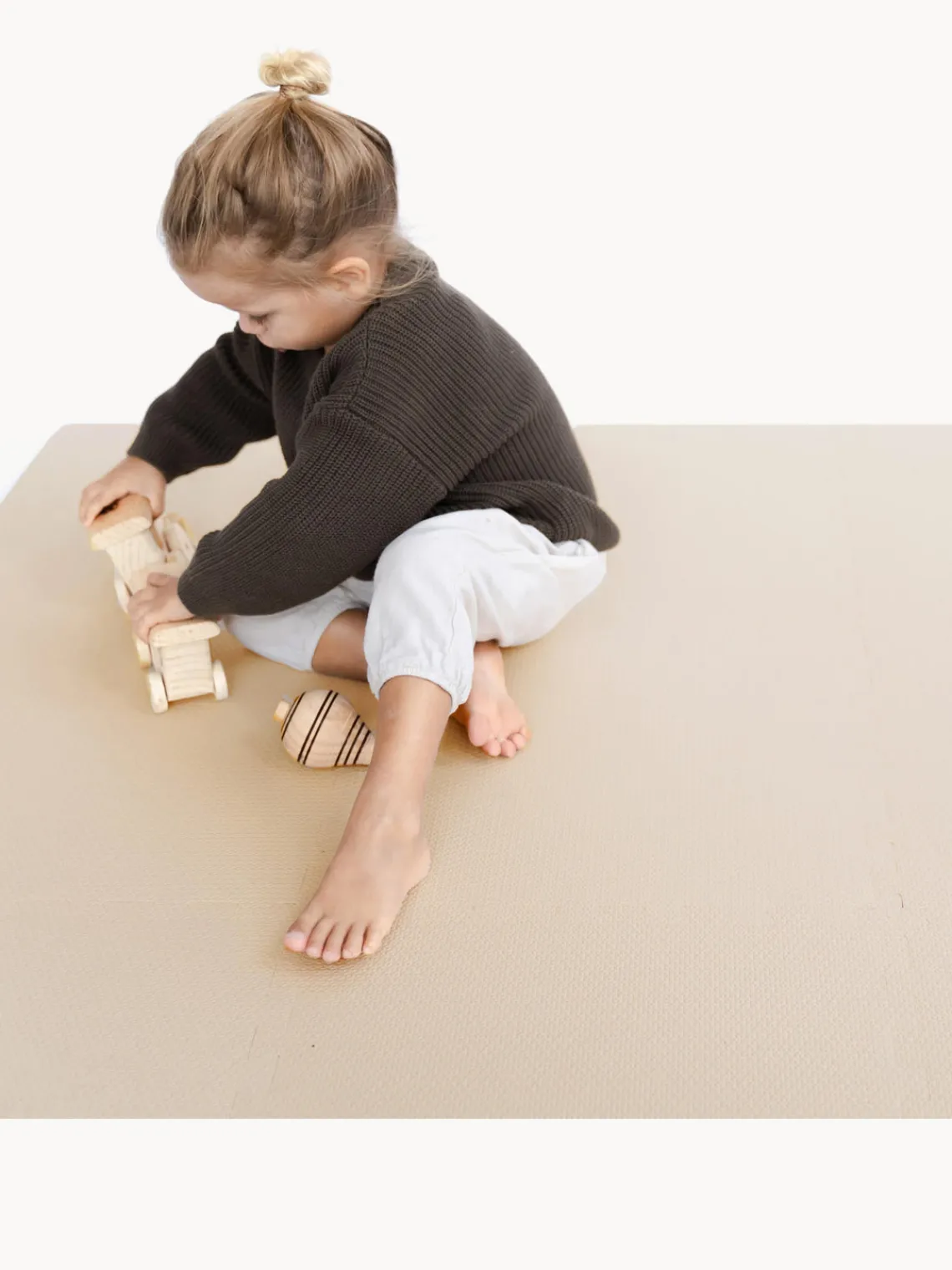 Fashion Toddlekind Tapis de jeu extensible Clay Beige clair