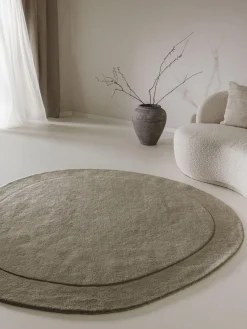 Hot Benuta Tapis en laine tissé à la main de forme organique Shape