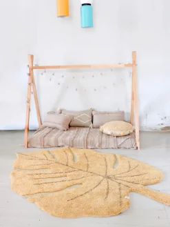 Sale Lorena Canals Tapis pour enfant tissé à la main Monstera Ocre