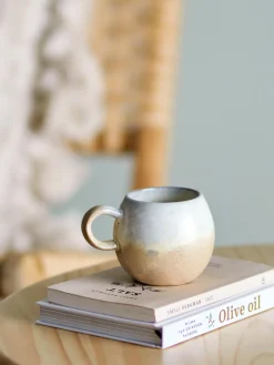 Fashion Bloomingville Tasse artisanale émaillée Paula Tons beiges