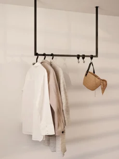 Fashion Metallbude Tringle à vêtements en métal Tensi Noir