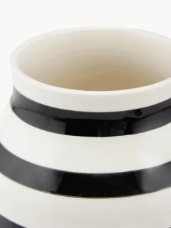 Sale KÄHLER Vase artisanal en céramique Omaggio, haut. 20 cm Blanc, noir