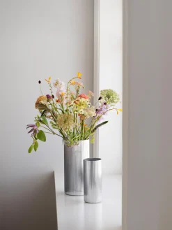 Fashion GEORG JENSEN Vase en acier inoxydable strié Bernadotte, haut. 26 cm