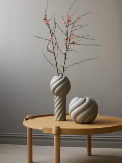 Outlet Cooee Design Vase en céramique peint à la main Twist Pillar, haut. 34 cm Beige clair