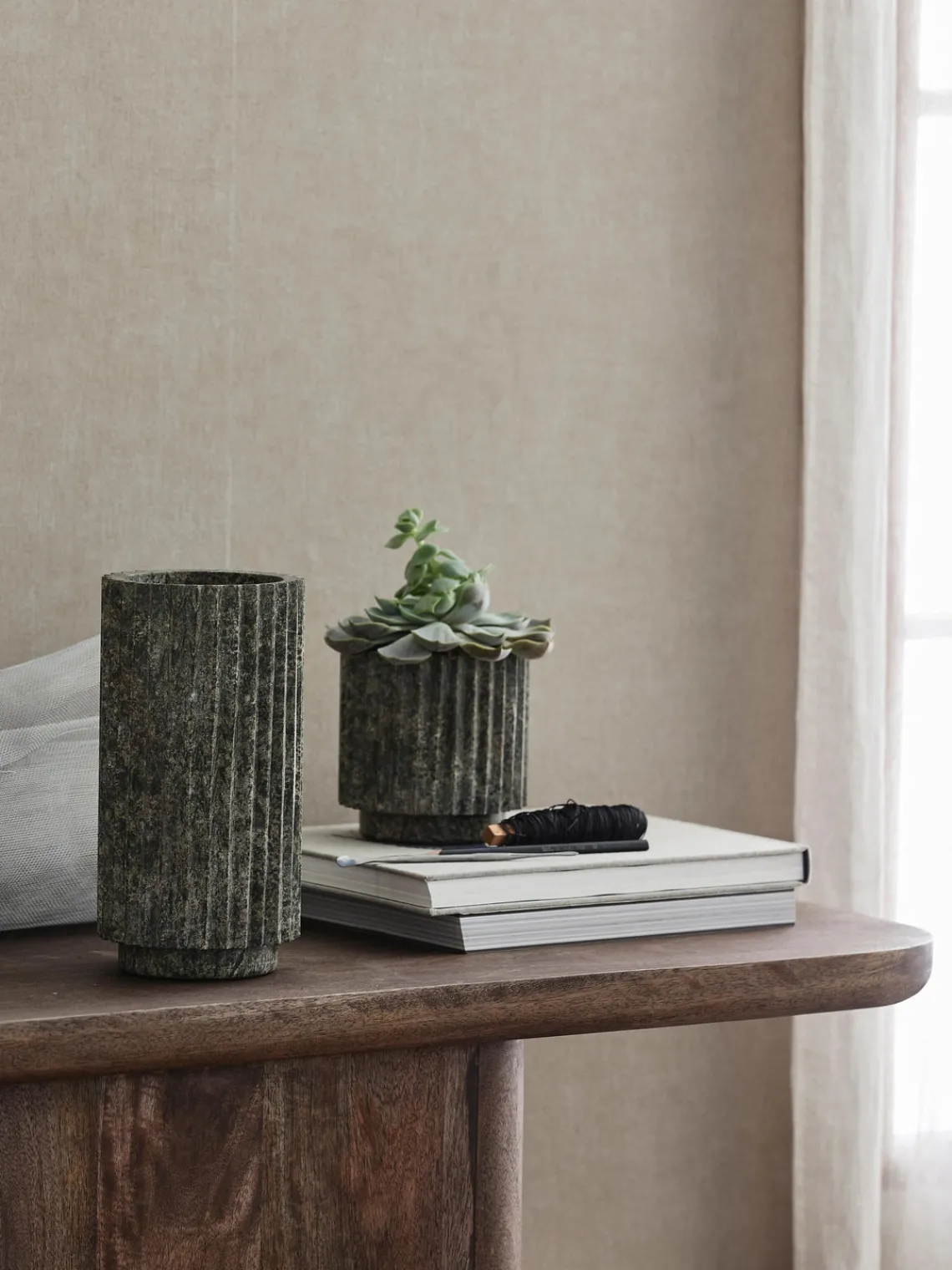 Best Nordal Vase en marbre Loon, haut. 24 cm