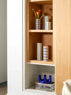 Fashion &k Amsterdam Vase en porcelaine fait main Clash, haut. 24 cm Bleu, jaune pâle, blanc cassé