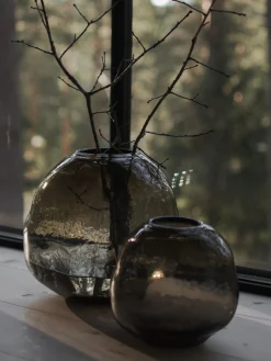 Clearance DBKD Vase en verre Pebble, Ø 28 cm Grège, translucide